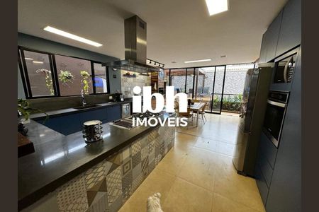 2_photo/00a6bb1dbd.591f4a49457a4313-ATLAS-07b73f48-2931-42fd-ab1f-91f8b775c8ed.jpg de casa à venda com 5 quartos, 300m² em Vale do Sol, Nova Lima