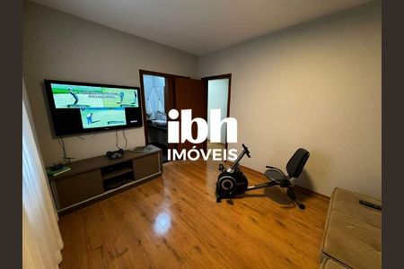 21_photo/00a6bb1dbd.591f4a49457a4313-ATLAS-592bd2fa-8266-4688-a2c8-e1b659f11a55.jpg de casa à venda com 5 quartos, 300m² em Vale do Sol, Nova Lima