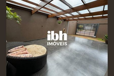 3_photo/00a6bb1dbd.591f4a49457a4313-ATLAS-bb7b57d4-da01-4f0f-b607-6d307c6eace9.jpg de casa à venda com 5 quartos, 300m² em Vale do Sol, Nova Lima