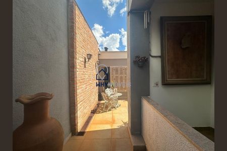 8_photo/00a6bb1ea9.f2ed236aecaa8a04-ATLAS-2eee9ff9-4860-4985-8d2f-05f3bcb6e81b.jpg de casa à venda com 3 quartos, m² em Vale do Sol, Nova Lima