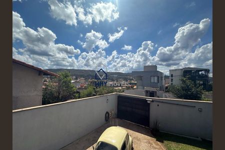 8_photo/00a6bb1ea9.f2ed236aecaa8a04-ATLAS-f404524a-3df6-46a2-92c2-359952cd10a2.jpg de casa à venda com 3 quartos, m² em Vale do Sol, Nova Lima