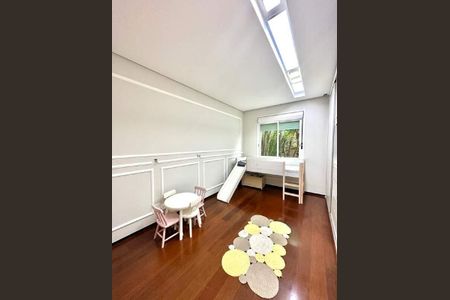 2_photo/00a6bd2ceb.c06c3c5dbfc3661b-ATLAS-ca700056-d674-4f30-b398-ab5f1fdc4eaa.jpg de casa de condomínio à venda com 4 quartos, 550m² em Vila Castelo, Nova Lima