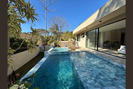 2_photo/00a6bd3087.04be1daa54130fc4-ATLAS-03612cfa-6cc2-4920-983a-ba563f8800ae.jpg de casa à venda com 3 quartos, 350m² em Vila d'El Rey, Nova Lima