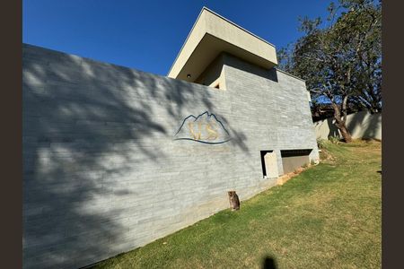 7_photo/00a6bd3087.04be1daa54130fc4-ATLAS-420006cf-aa30-4619-a8ca-8057744b2198.jpg de casa à venda com 3 quartos, 350m² em Vila d'El Rey, Nova Lima