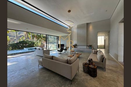 4_photo/00a6bd3087.04be1daa54130fc4-ATLAS-7680769e-ea54-4448-9fee-73a1c60b104d.jpg de casa à venda com 3 quartos, 350m² em Vila d'El Rey, Nova Lima