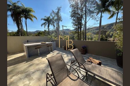 7_photo/00a6bd3087.04be1daa54130fc4-ATLAS-87a69369-cf93-4cd3-9dc2-fe6712a94cb0.jpg de casa à venda com 3 quartos, 350m² em Vila d'El Rey, Nova Lima