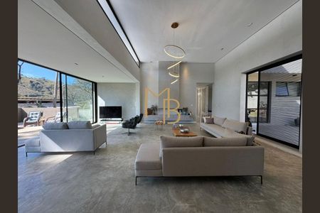 8_photo/00a6bd3087.04be1daa54130fc4-ATLAS-9f99a19e-40b3-4afc-9ff2-f4be20cd2c08.jpg de casa à venda com 3 quartos, 350m² em Vila d'El Rey, Nova Lima