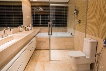 2_photo/00a6bd3a8b.ceff8192393c33de-ATLAS-1edeadb6-3e88-48de-9948-691c73c8ff93.jpg de casa à venda com 4 quartos, 831m² em Estância Serrana, Nova Lima