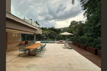 7_photo/00a6bd3b03.7b14635dc7f45449-ATLAS-5b5a9a60-916c-489a-8a52-298b34e81cf6.jpg de casa à venda com 8 quartos, 800m² em Vila Alpina, Nova Lima