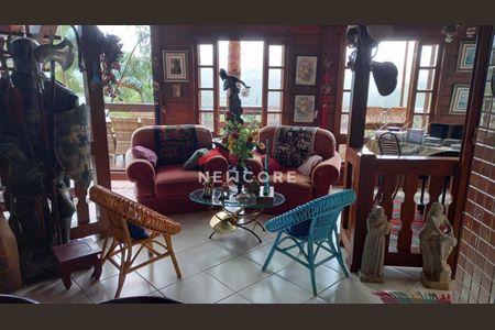 2_photo/00a6bd48db.ceff8192393c33de-ATLAS-54ab9de7-537c-4e54-931f-6104472ce9a9.jpg de casa de condomínio à venda com 3 quartos, 450m² em Conde, Nova Lima