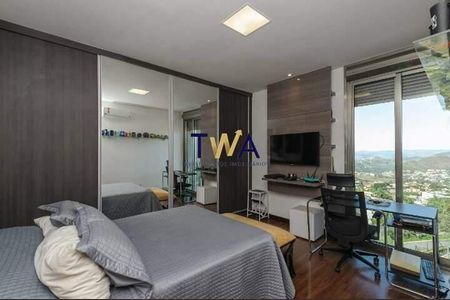 10_photo/00a6bd4f93.9a54faa83c3e471c-ATLAS-6f393b0d-a5aa-4ffe-bb7c-1220e286fea3.jpg de casa à venda com 4 quartos, 625m² em Vila Castela, Nova Lima