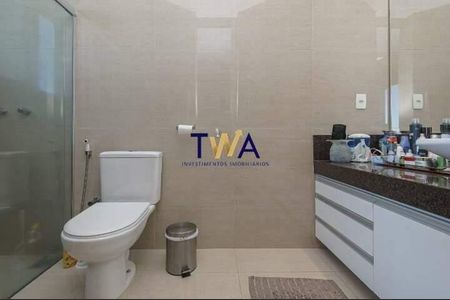 11_photo/00a6bd4f93.9a54faa83c3e471c-ATLAS-9aae7924-b4af-4c19-847a-0e54ec32f514.jpg de casa à venda com 4 quartos, 625m² em Vila Castela, Nova Lima