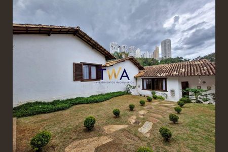 12_photo/00a6bd52f9.f348c8852f19f3bd-ATLAS-fa195d40-3cf4-4272-bf57-72048635ea52.jpg de casa à venda com 4 quartos, 340m² em Vila Castela, Nova Lima