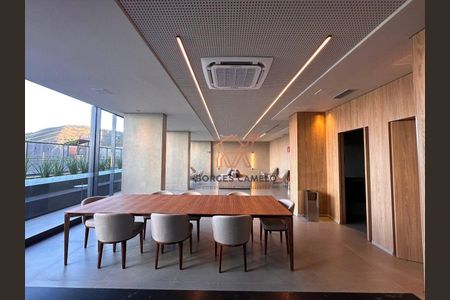 3_photo/00a6bd5469.b760bc82f578a189-ATLAS-0f3b4261-66c5-4229-89e4-2f38b8977bac.jpg de apartamento para alugar com 1 quarto, 44m² em Vila da Serra, Nova Lima