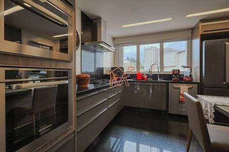 37_photo/00a6bd5479.2692e4e25134fce2-ATLAS-6f720a9b-8a33-4083-b9bb-3723cc3a3baa.jpg de apartamento para alugar com 2 quartos, 220m² em Vila Castela, Nova Lima