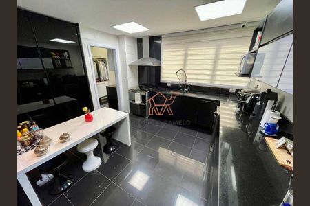 5_photo/00a6bd5479.2b5df6ee180172f4-ATLAS-19ea6e36-c5f8-4a62-86bb-515b87647351.jpg de apartamento para alugar com 4 quartos, 220m² em Vila Castela, Nova Lima
