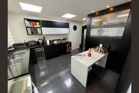 61_photo/00a6bd5479.2b5df6ee180172f4-ATLAS-4f609525-3f80-4431-99f2-63e36495efe0.jpg de apartamento para alugar com 4 quartos, 220m² em Vila Castela, Nova Lima