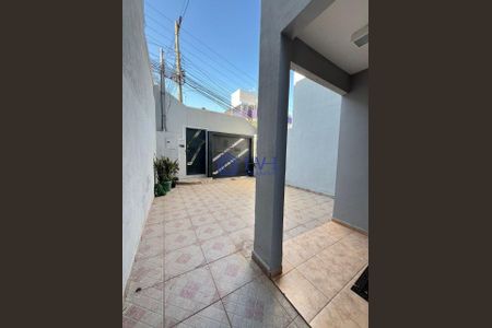 9_photo/00a6bd55bd.38153d79977beed0-ATLAS-84d2b5f0-4578-47dc-b424-ffd6e4776e48.jpg de casa à venda com 3 quartos, 176m² em Vila Castela, Nova Lima