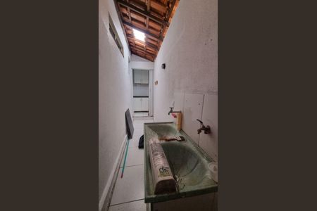 16_photo/00a6bd9869.bb43c42e99f1fbec-ATLAS-b156a4aa-4e71-40b5-83f9-c7e77cb666e6.jpg de casa à venda com 2 quartos, 80m² em Bonsucesso, Belo Horizonte