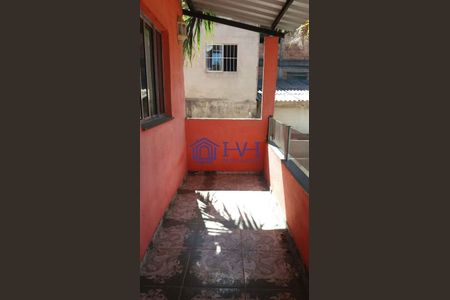 13_photo/00a6bdbab7.fe96b63aec789ef1-ATLAS-05a841d3-fb78-405d-a694-2269e9e00cab.jpg de casa à venda com 3 quartos, 250m² em Vila Cemig, Belo Horizonte