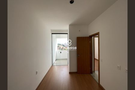 12_photo/00a6c38d4f.bdf1def5ceb5107f-ATLAS-a7a9c5af-f55e-44d1-92aa-fd279ca49e35.jpg de casa à venda com 3 quartos, 119m² em Centro, Betim