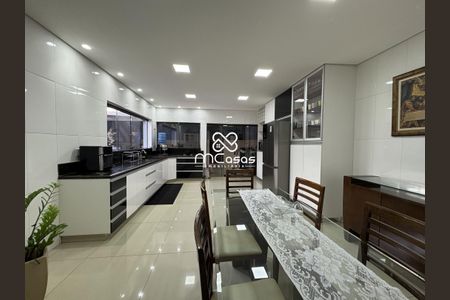 12_photo/00a6c3c2fd.cd7643520c7b3c95-ATLAS-bfb9dcfd-0bac-4148-8869-bc315cc2155c.jpg de casa à venda com 4 quartos, 147m² em Chácaras, Betim