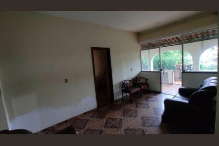 7_photo/00a6f287f3.1e9d1ba85beb8478-ATLAS-33a3f48e-3da7-46e5-9359-37f01de269a3.jpg de casa à venda com 4 quartos, 200m² em Veneza, Ribeirão das Neves