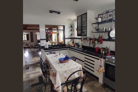 3_photo/00a6f2932b.f861ecc718bdcbd7-ATLAS-003afb3d-f9a6-46ab-9113-48352dc4d528.jpg de casa de condomínio à venda com 4 quartos, 600m² em Condomínio Vale do Ouro, Ribeirão das Neves