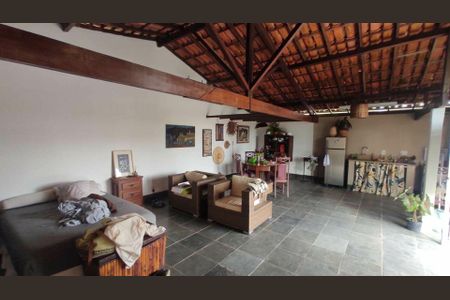 48_photo/00a6f2932b.f861ecc718bdcbd7-ATLAS-04aa93ec-1417-4f70-b50b-bd601b243ccf.jpg de casa de condomínio à venda com 4 quartos, 600m² em Condomínio Vale do Ouro, Ribeirão das Neves