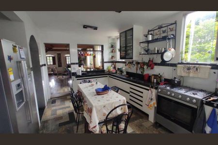 41_photo/00a6f2932b.f861ecc718bdcbd7-ATLAS-a2d09312-1b34-4aeb-bcb5-6c49632fa973.jpg de casa de condomínio à venda com 4 quartos, 600m² em Condomínio Vale do Ouro, Ribeirão das Neves