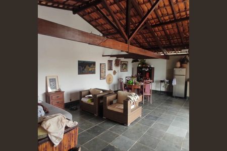 4_photo/00a6f2932b.f861ecc718bdcbd7-ATLAS-e5c5f07f-7686-42be-9cab-92e6c69f22db.jpg de casa de condomínio à venda com 4 quartos, 600m² em Condomínio Vale do Ouro, Ribeirão das Neves