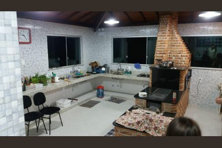 5_photo/00a6f2ec65.203ffe32249db6fb-ATLAS-74e79d57-ed8e-4ec7-9089-be77939607ce.jpg de casa de condomínio à venda com 4 quartos, 300m² em Condomínio Vale do Ouro, Ribeirão das Neves