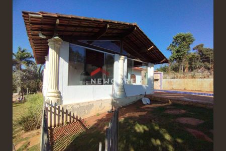 47_photo/00a6f2f27d.181df9b8d02e64dd-ATLAS-089270a4-8b88-4abd-b39b-ec2cb0d890b0.jpg de casa de condomínio à venda com 4 quartos, 450m² em Condomínio Vale do Ouro, Ribeirão das Neves