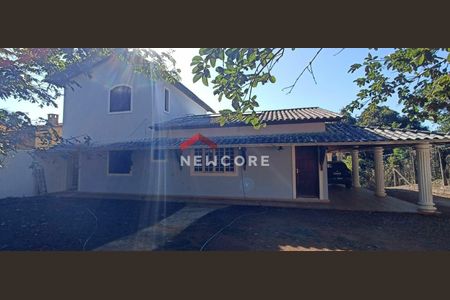 6_photo/00a6f2f27d.181df9b8d02e64dd-ATLAS-878aa1d1-33a0-4c29-a20d-b8363e76ff04.jpg de casa de condomínio à venda com 4 quartos, 450m² em Condomínio Vale do Ouro, Ribeirão das Neves