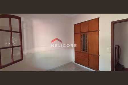 32_photo/00a6f2f27d.181df9b8d02e64dd-ATLAS-ff16e166-5f34-46fb-a521-9fc794322eaf.jpg de casa de condomínio à venda com 4 quartos, 450m² em Condomínio Vale do Ouro, Ribeirão das Neves