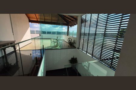 17_photo/00a6f2f61f.5564e16b2c01dcfa-ATLAS-84600e9c-3b47-4f62-aa4b-0ef5d1aa5bd6.jpg de casa à venda com 5 quartos, 730m² em Condomínio Vale do Ouro, Ribeirão das Neves