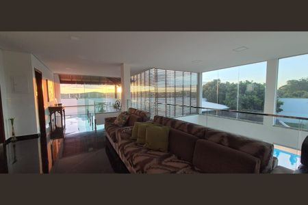 38_photo/00a6f2f61f.5564e16b2c01dcfa-ATLAS-eb664cd5-95cb-4f3a-ba48-65a00b02460c.jpg de casa à venda com 5 quartos, 730m² em Condomínio Vale do Ouro, Ribeirão das Neves