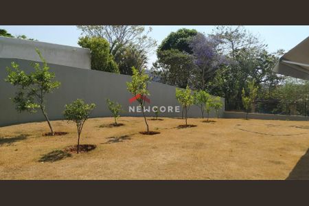 13_photo/00a6f2f623.15604e16f11eddfa-ATLAS-78fa36da-9362-4ebe-be36-338387881300.jpg de casa de condomínio à venda com 4 quartos, 1000m² em Condomínio Vale do Ouro, Ribeirão das Neves