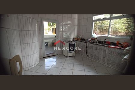 4_photo/00a6f2f685.ceff8192393c33de-ATLAS-0e8add41-f55b-4d68-90e5-6a4efa02abbf.jpg de casa de condomínio à venda com 4 quartos, 120m² em Condomínio Vale do Ouro, Ribeirão das Neves