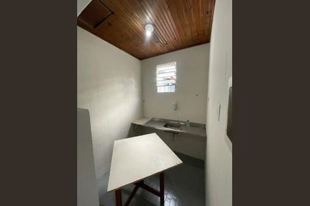2_photo/07160352c5.f861ecc718bdcbd7-ATLAS-4cc58965-caca-4ba3-a452-4fbf378d18c4.jpg de casa para alugar com 2 quartos, 60m² em Rio Vermelho, Salvador