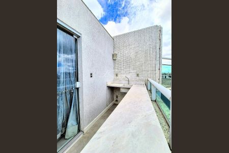 2_photo/0716035b99.ef67267f0fa643fd-ATLAS-f089bf71-2fae-4043-a4e5-8d6d79cd2b5c.jpg de apartamento à venda com 2 quartos, 77m² em Ondina, Salvador