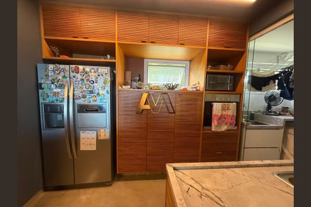 17_photo/0716036791.5cacb5cd1a05b02e-ATLAS-0f0cda2b-2d72-45a5-a1ec-c8d8b129513a.jpg de apartamento à venda com 3 quartos, 240m² em Ondina, Salvador