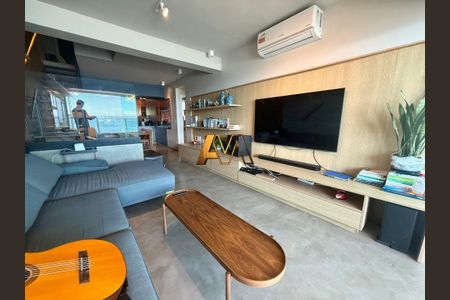 9_photo/0716036791.5cacb5cd1a05b02e-ATLAS-9350fb3f-e558-49d6-b1ca-c49e0187f127.jpg de apartamento à venda com 3 quartos, 240m² em Ondina, Salvador