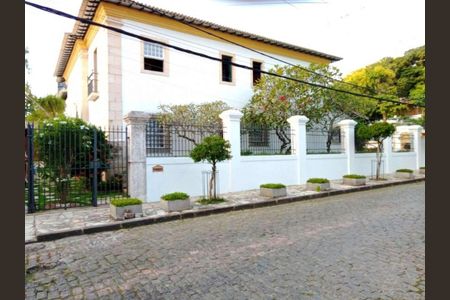 2_photo/07160367b7.2d782e9ced6b4695-ATLAS-a6a48a2a-745c-4db9-989f-da3df24bd80e.jpg de casa para alugar com 6 quartos, 750m² em Ondina, Salvador