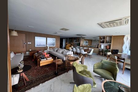 6_photo/071603775f.5cacb5cd1a05b02e-ATLAS-3a666c29-67da-4082-a0cc-7be7b9ff4e7c.jpg de apartamento à venda com 4 quartos, 338m² em Barra, Salvador