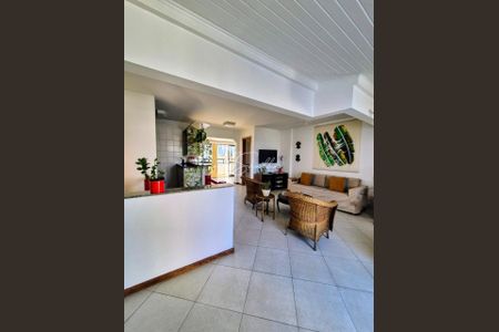 2_photo/071603782f.0aad3b9ee46d2f25-ATLAS-a4c1c599-e76c-47d7-953a-1860fd1f82ec.jpg de apartamento à venda com 2 quartos, 202m² em Chame-Chame, Salvador