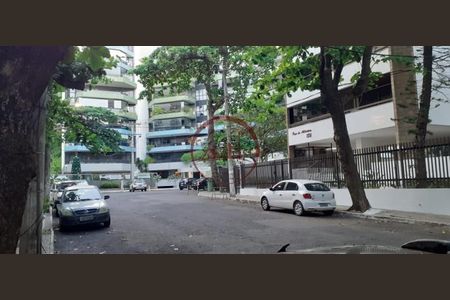 7_photo/0716037acb.7d44486df2fbe63f-ATLAS-ef4d5992-6bb0-4c3a-b31a-5c2ccf25fc8e.jpg de apartamento à venda com 4 quartos, 270m² em Ondina, Salvador