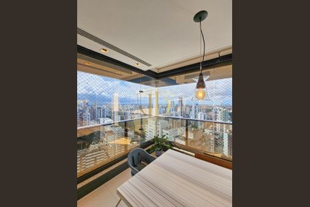 11_photo/0716037f05.2d3ac289e0c8b5b7-ATLAS-c6197380-fa7e-492a-86c1-a46d9a25a8a2.jpg de apartamento à venda com 3 quartos, 305m² em Nazaré, Salvador