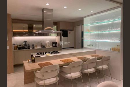 12_photo/0716038077.dd9d329f95582eb5-ATLAS-abfe40ed-b880-4e18-a43f-bfeb2838179e.jpg de apartamento à venda com 3 quartos, 278m² em Barra, Salvador