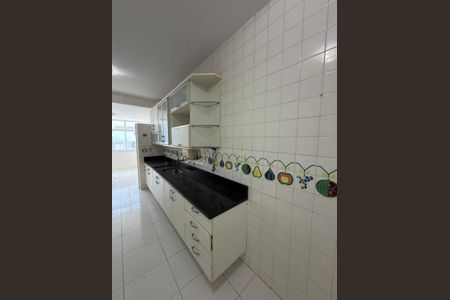 2_photo/0716047e2d.59abdc00308a7dc6-ATLAS-0bea0bef-c72e-4e8b-a6e5-a4eeaa25d76e.jpg de apartamento à venda com 4 quartos, 215m² em Vitória, Salvador